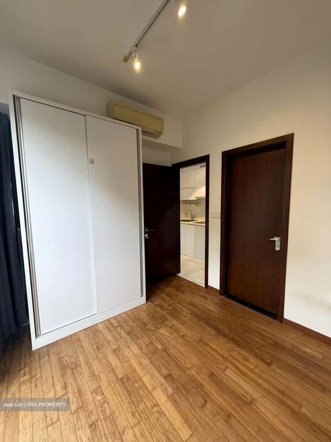One Duchess (D10), Apartment #637549611